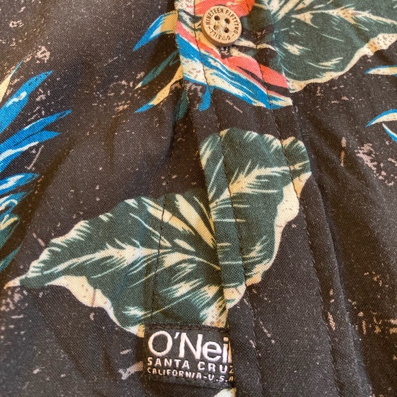O’Neill Short Sleeve Hawaiian Button Up Shirt Large - Picture 4 of 5